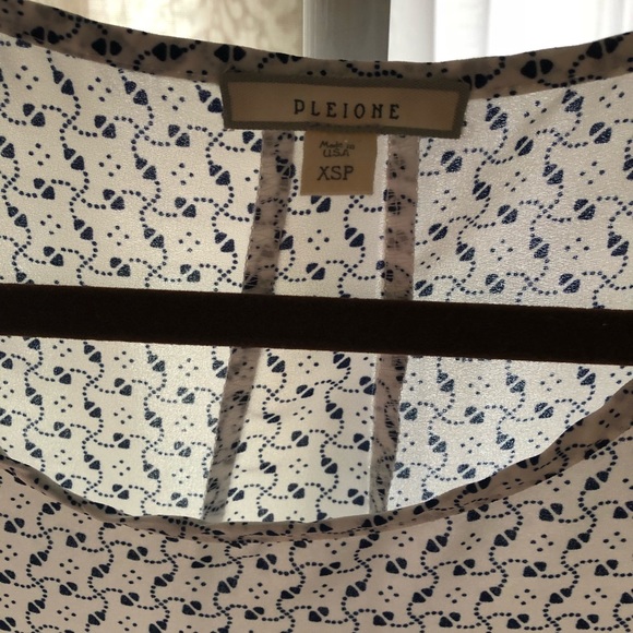 Pleione Blouse - Picture 3 of 4